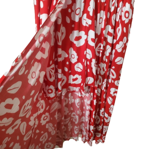 RED & WHITE FLORAL ☆ WALKTHROUGH MAXI ☆ NWT - Picture 5 of 10